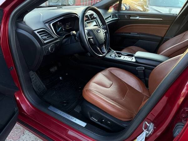 2019 Ford Fusion — Miniatură 5