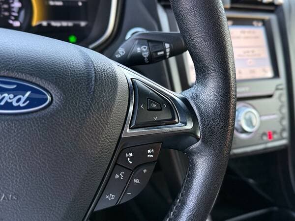 2019 Ford Fusion — Miniatură 10