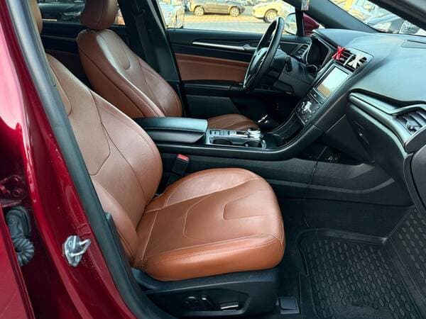 2019 Ford Fusion — Miniatură 6