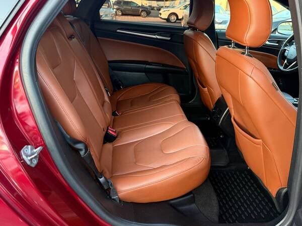 2019 Ford Fusion — Miniatură 17