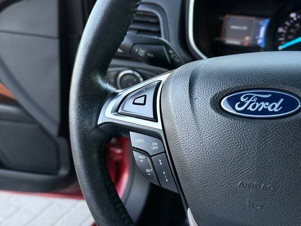 2019 Ford Fusion — Miniatură 9