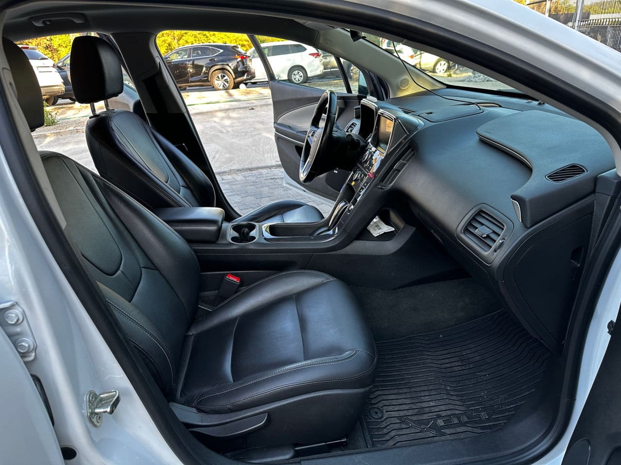 Chevrolet Volt 2014 — Миниатюра 6
