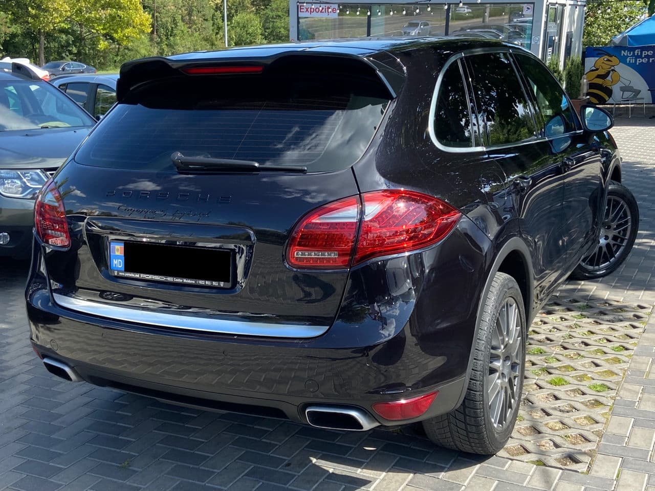 Porsche Cayenne S Hybrid 2011 — Миниатюра 4