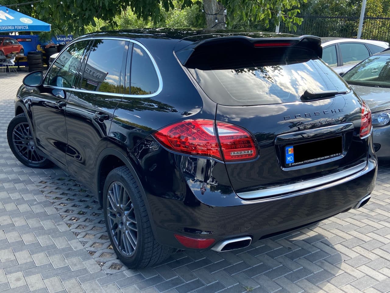 Porsche Cayenne S Hybrid 2011 — Миниатюра 3