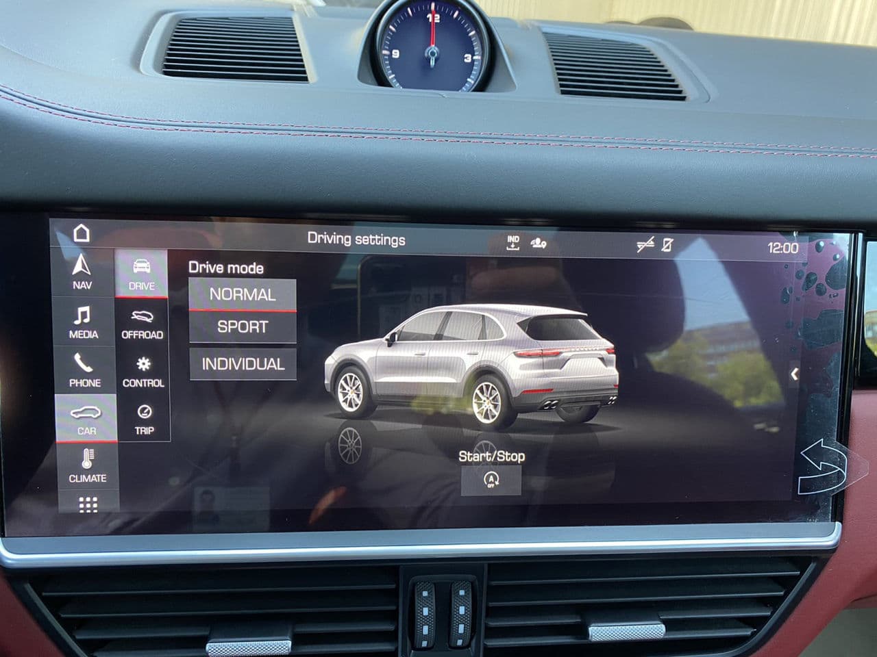 Porsche Cayenne 2019 — Миниатюра 15