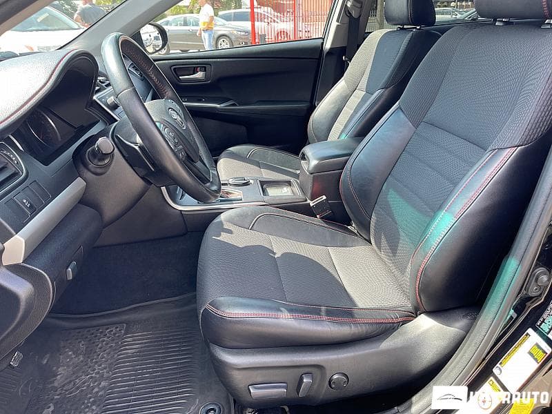 2016 Toyota Camry — Miniatură 6