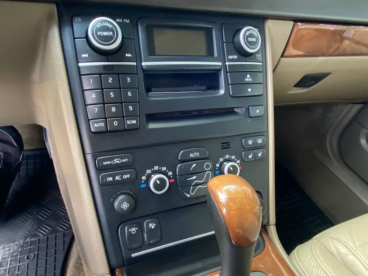 Volvo XC 90 2009 — Миниатюра 11