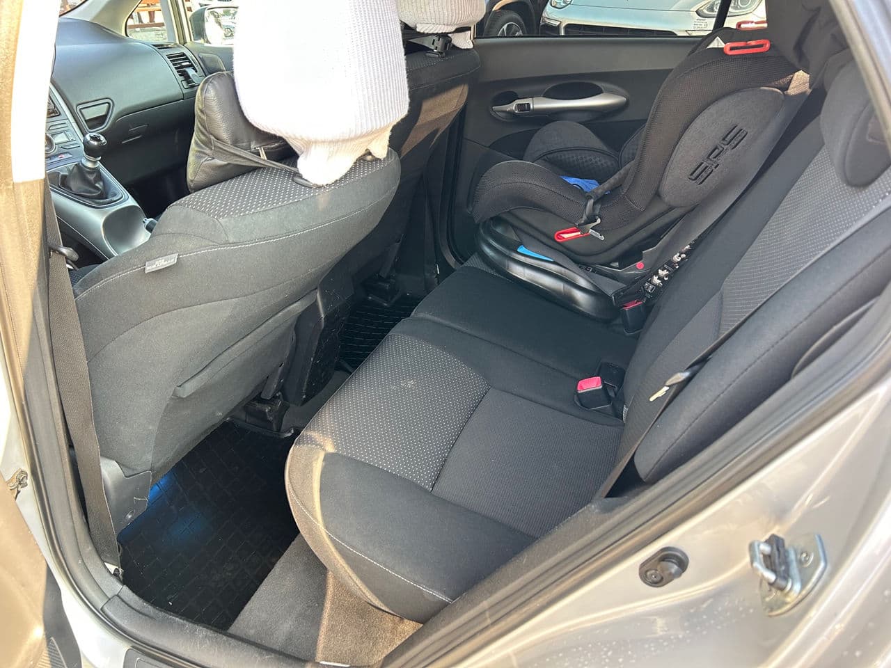 Toyota Auris 2012 — Миниатюра 15
