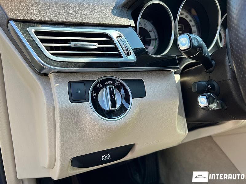 Mercedes E 300h 2013 — Миниатюра 16