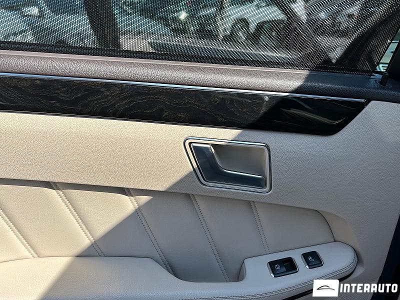 Mercedes E 300h 2013 — Миниатюра 17