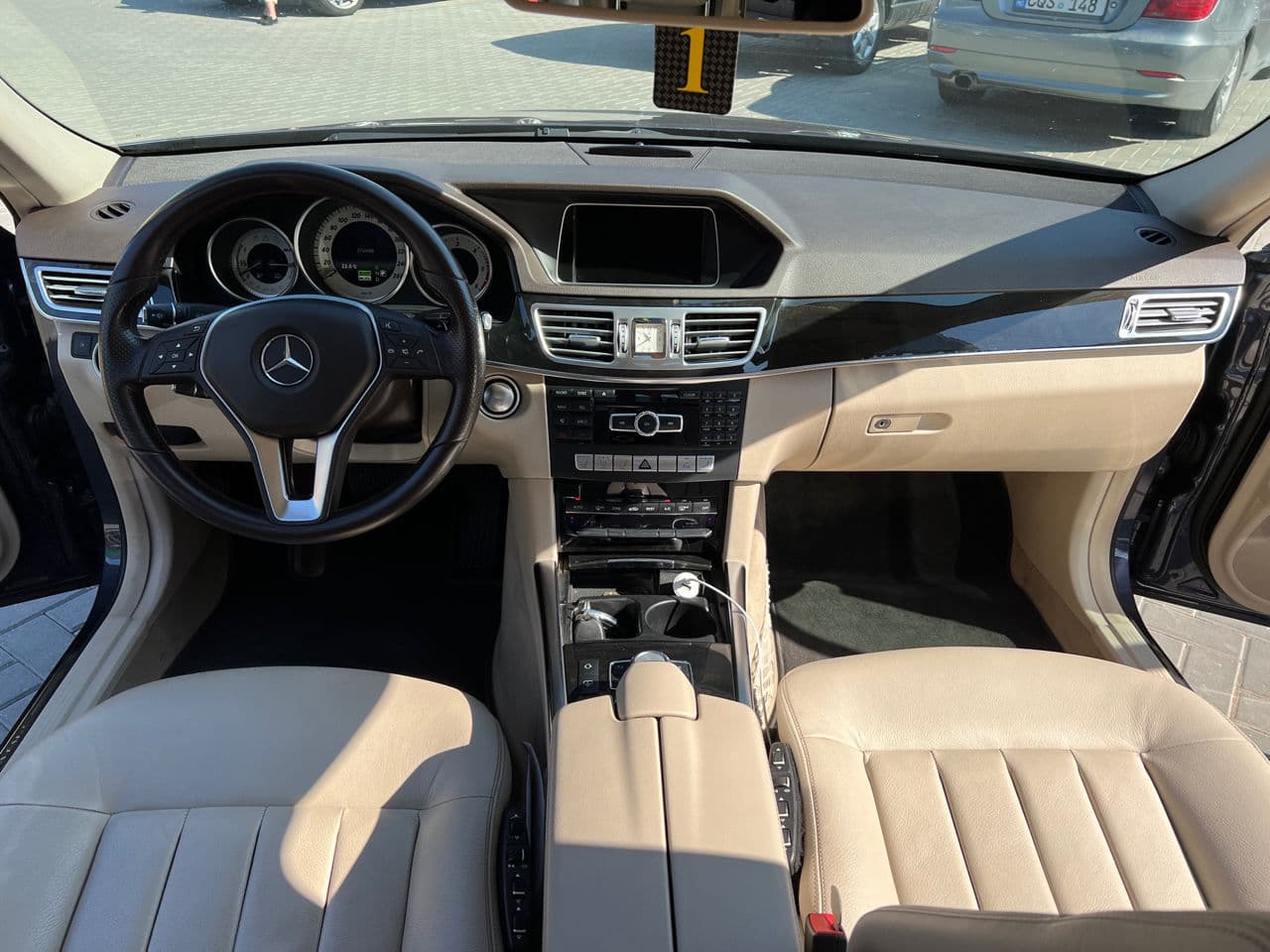 Mercedes E 300h 2013 — Миниатюра 8
