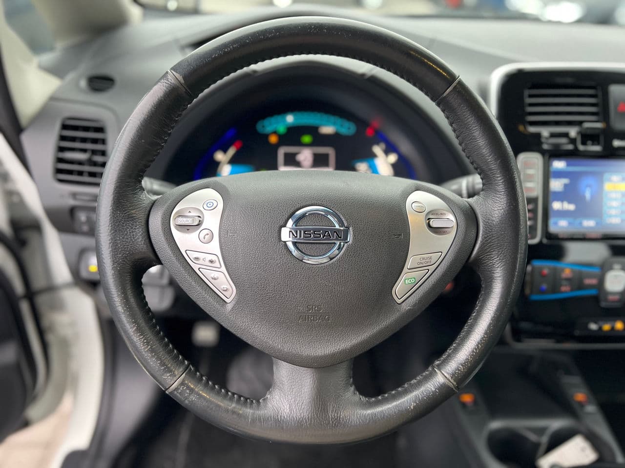 Nissan Leaf 2014 — Миниатюра 11