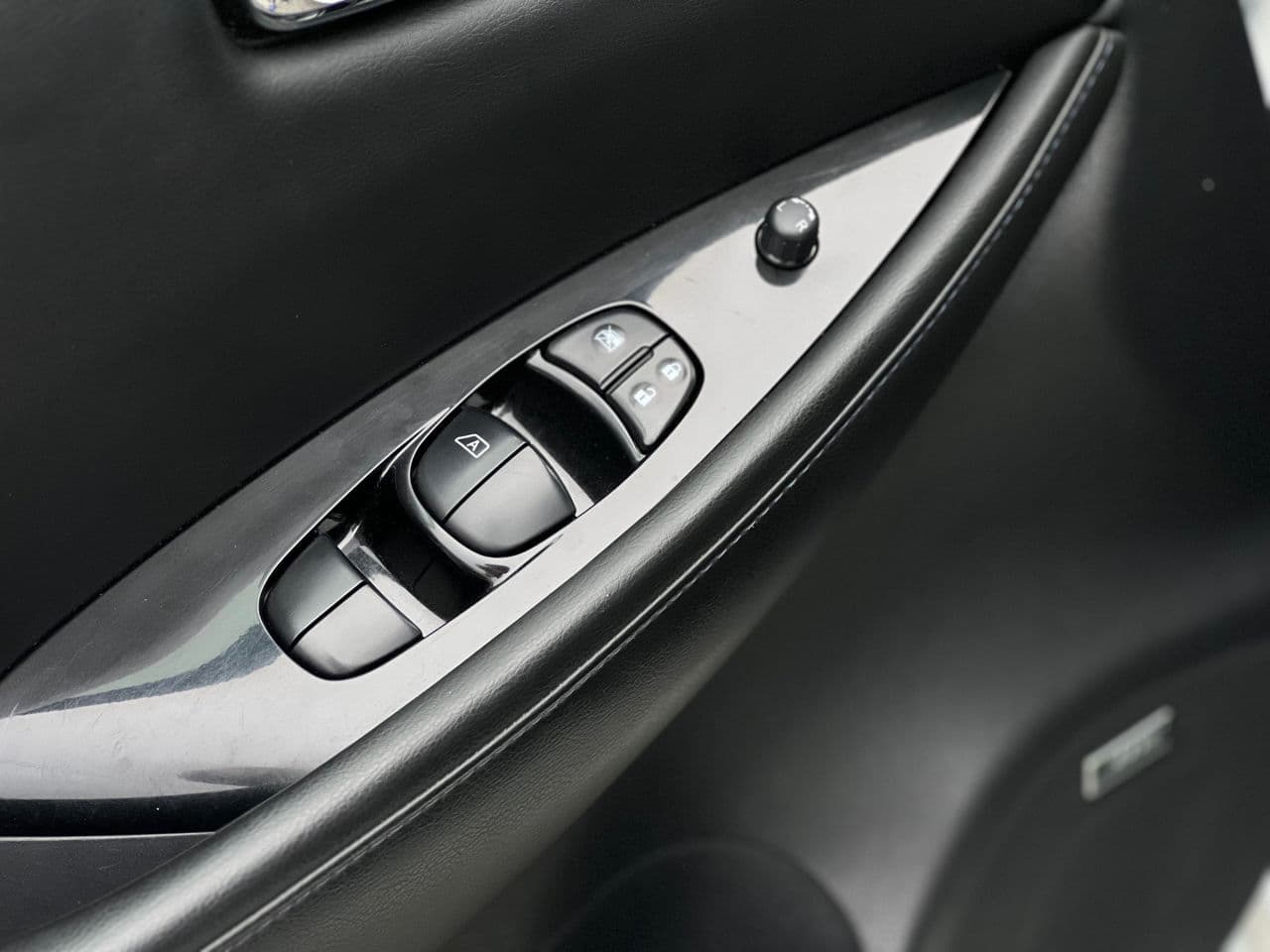 Nissan Leaf 2014 — Миниатюра 8