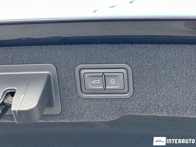 Audi A8 2018 — Миниатюра 25
