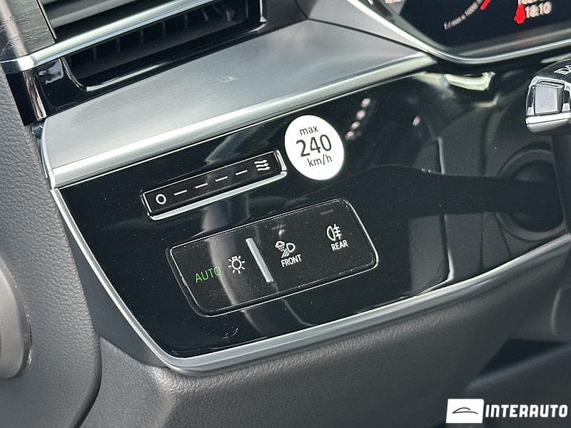 Audi A8 2018 — Миниатюра 21