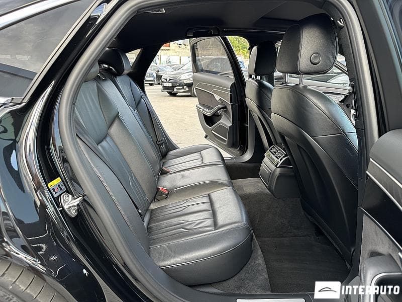 Audi A8 2018 — Миниатюра 15
