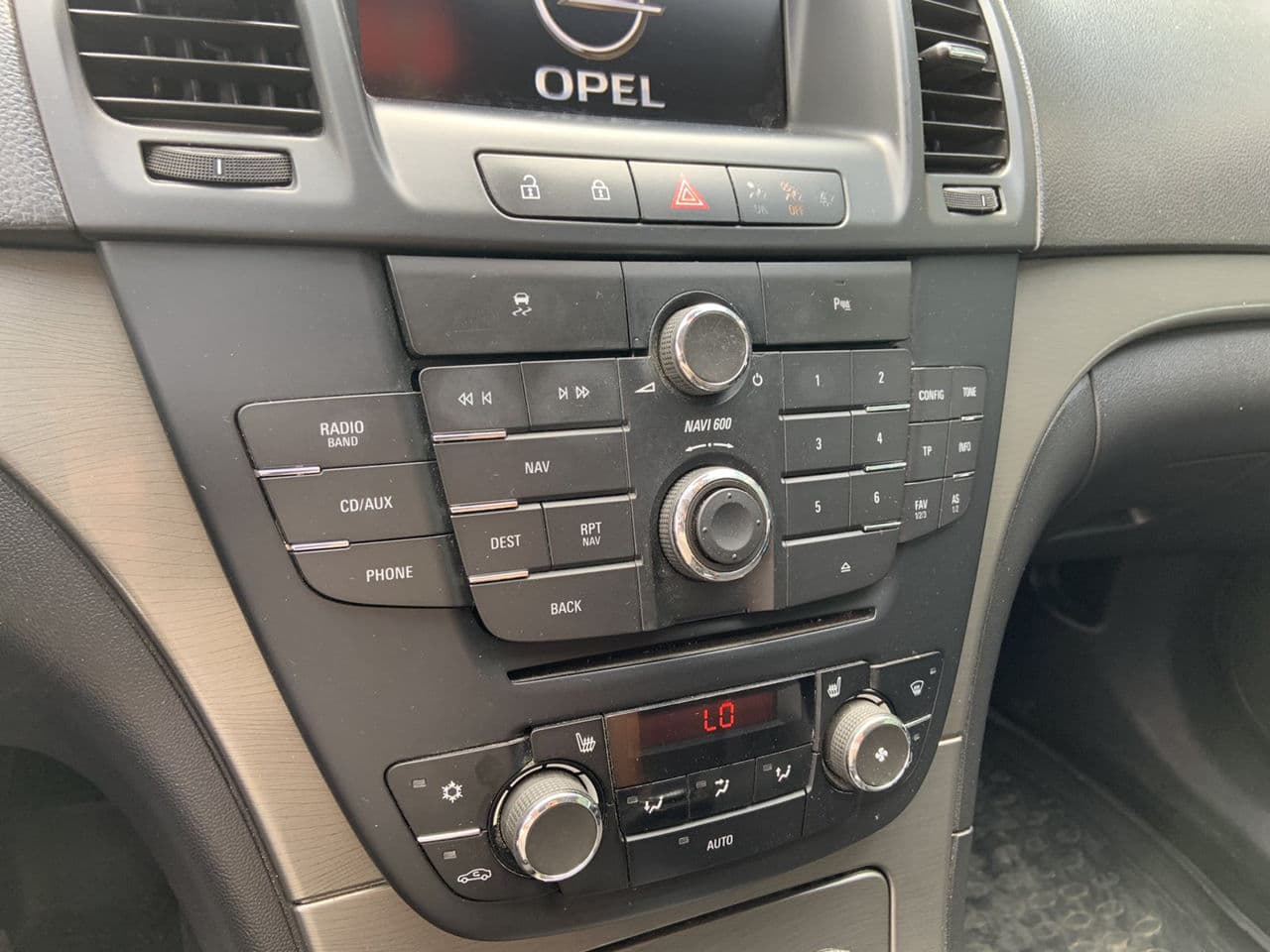 Opel Insignia 2012 — Миниатюра 14