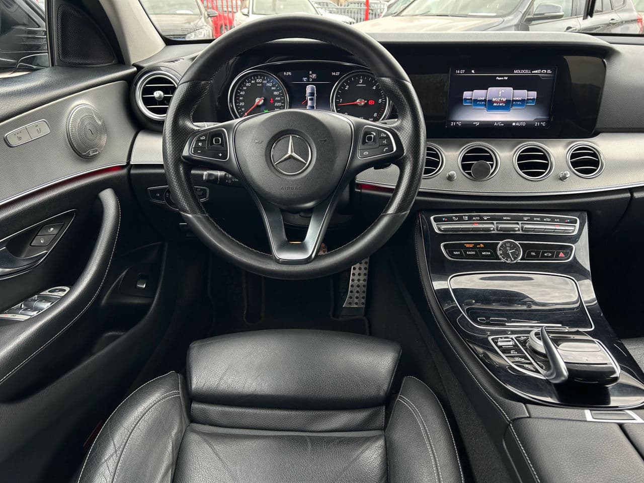 Mercedes E 220 2016 — Миниатюра 7