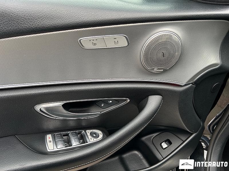 Mercedes E 220 2016 — Миниатюра 6