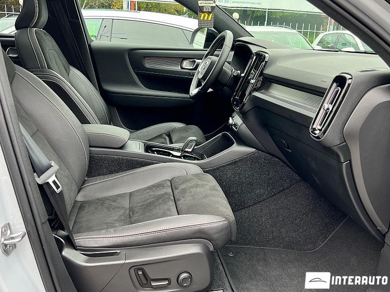 Volvo XC 40 2021 — Миниатюра 6