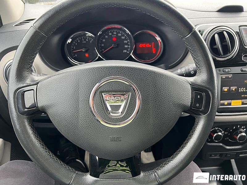 2015 Dacia Lodgy — Miniatură 10