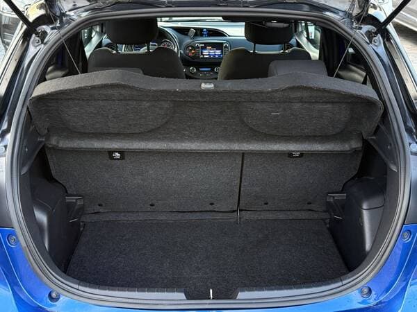 2018 Toyota Yaris — Miniatură 15
