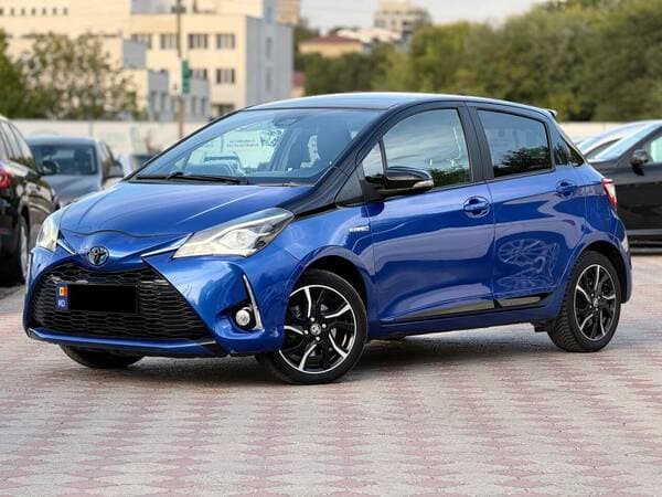 2018 Toyota Yaris — Miniatură 4