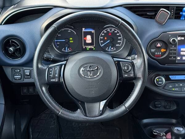 2018 Toyota Yaris — Miniatură 17