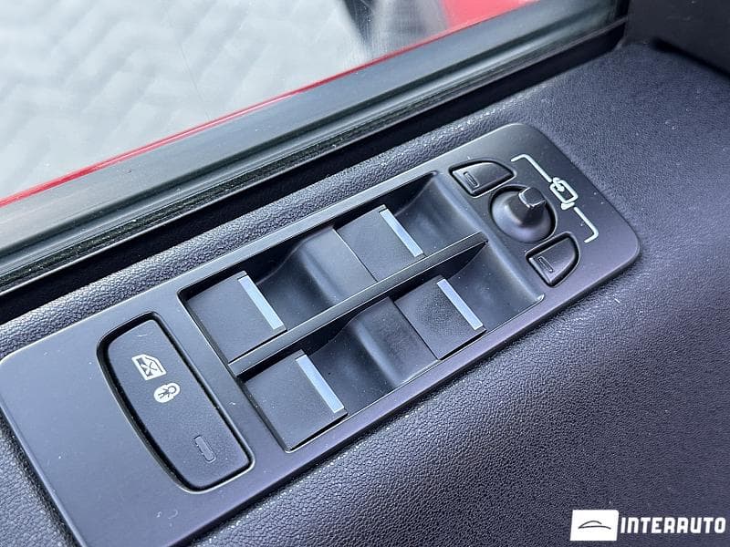 Land Rover Discovery Sport 2016 — Миниатюра 19
