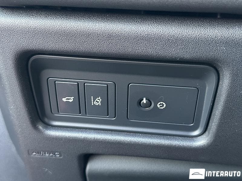 Land Rover Discovery Sport 2016 — Миниатюра 18