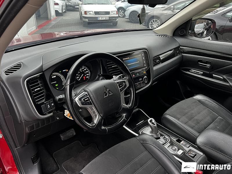 2018 Mitsubishi Outlander — Miniatură 7