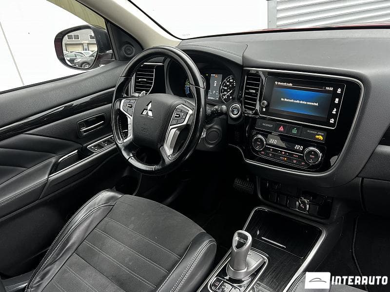 2018 Mitsubishi Outlander — Miniatură 6
