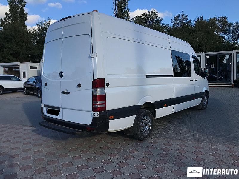 2012 Mercedes Sprinter — Miniatură 2