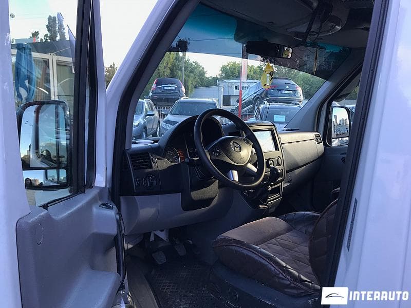 2012 Mercedes Sprinter — Miniatură 7