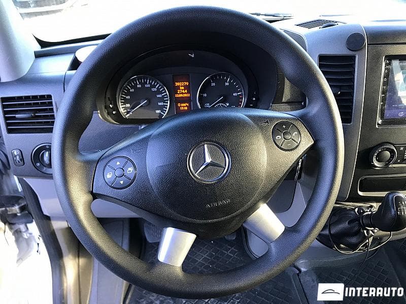 2012 Mercedes Sprinter — Miniatură 10