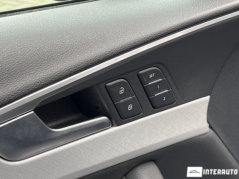 Audi A4 2016 — Миниатюра 21