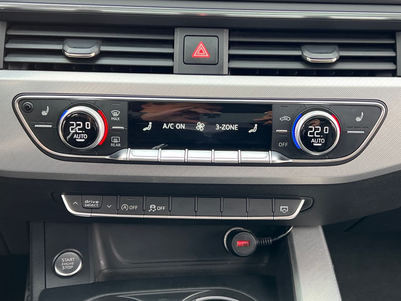 Audi A4 2016 — Миниатюра 10