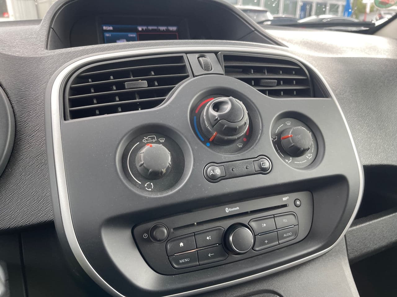 Renault Kangoo 2015 — Миниатюра 10