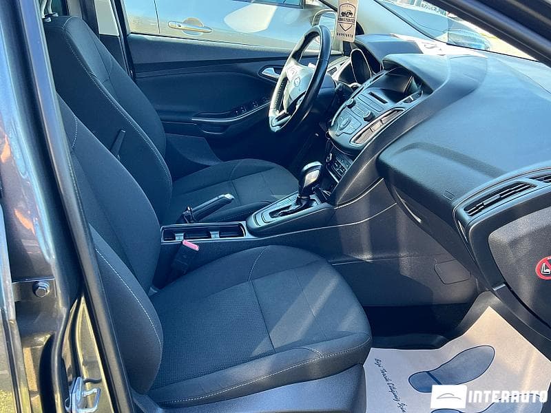 2015 Ford Focus — Miniatură 15