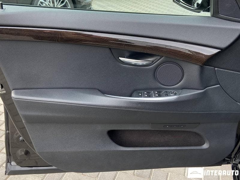 BMW 520 GT 2013 — Миниатюра 5