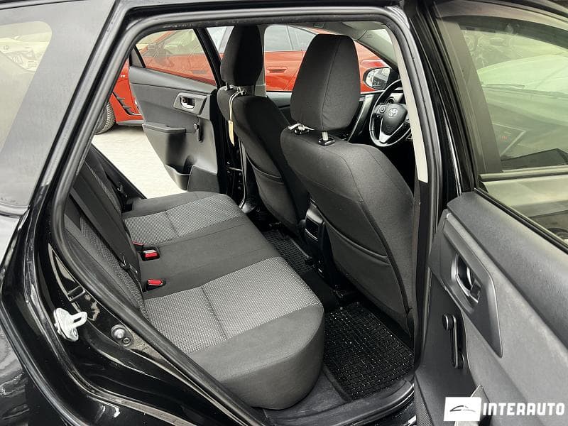 Toyota Auris 2013 — Миниатюра 9