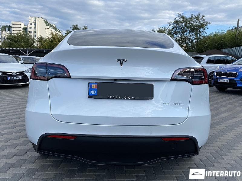 2022 Tesla Model Y — Miniatură 5