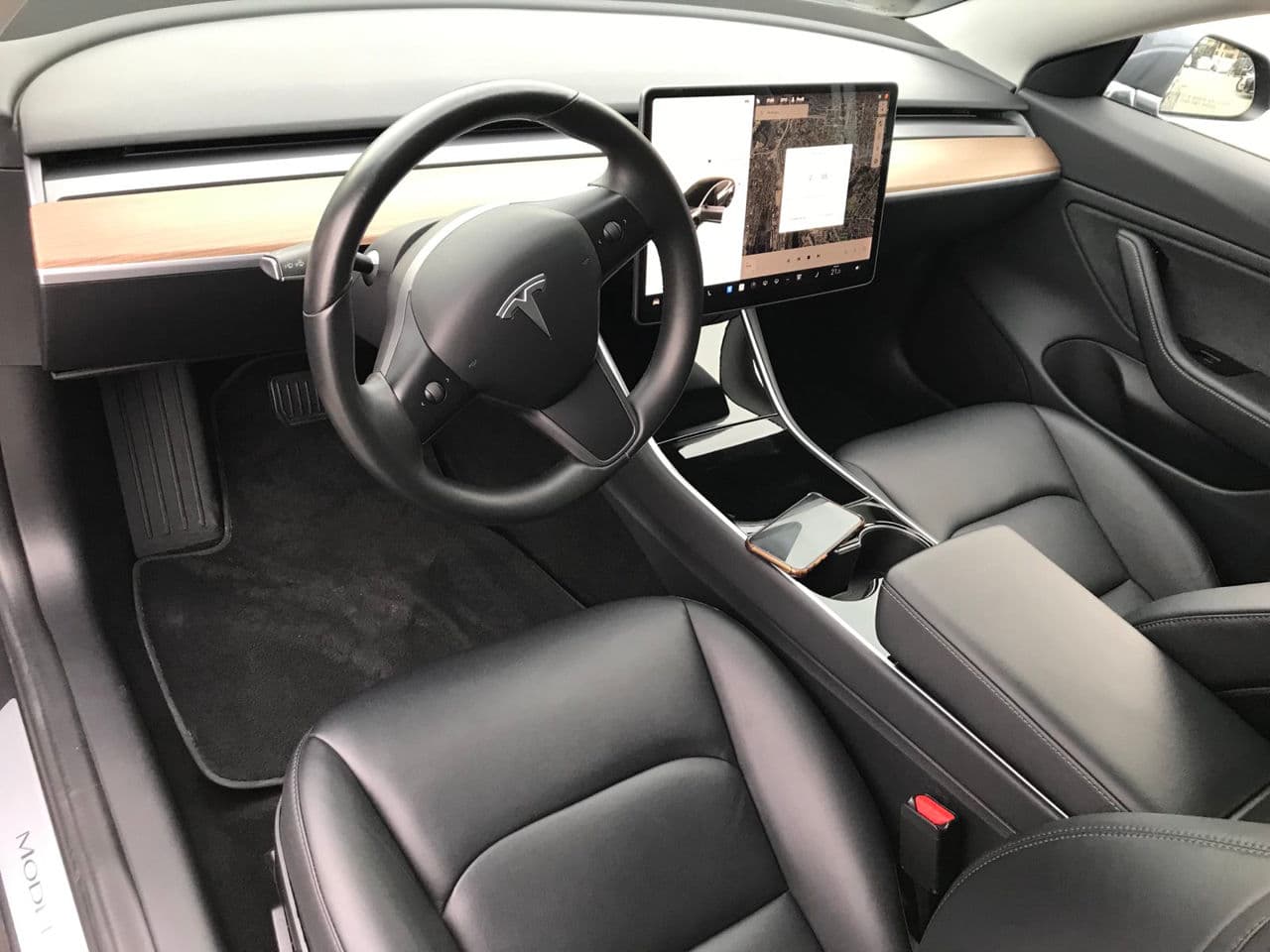 Tesla Model 3 2018 — Миниатюра 9