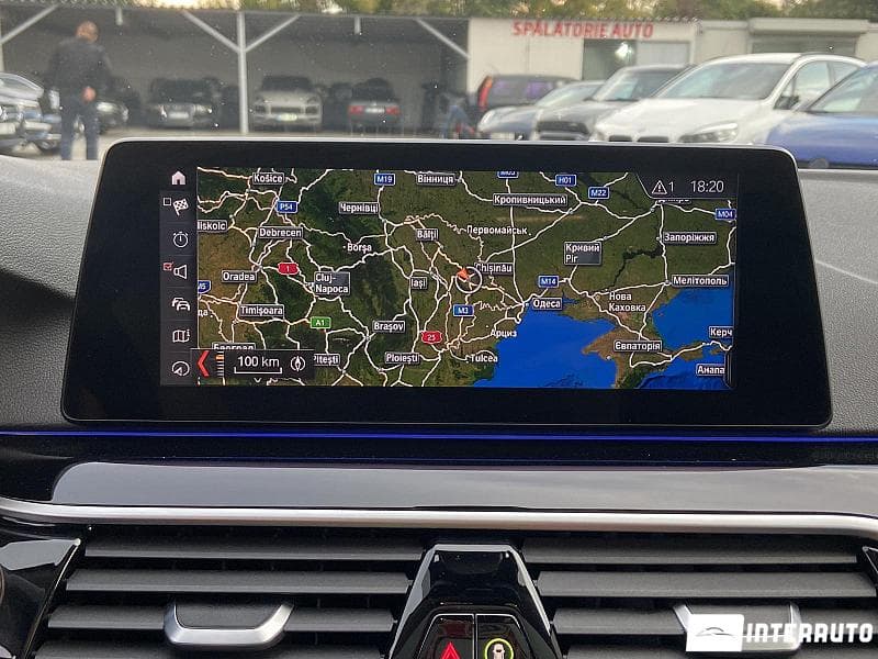 2018 BMW 520 — Miniatură 12