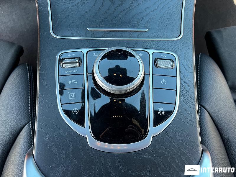 2017 Mercedes GLC 250d — Miniatură 10