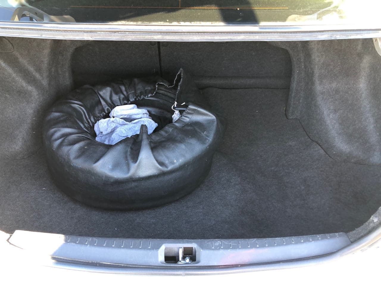Toyota Yaris 2009 — Миниатюра 17