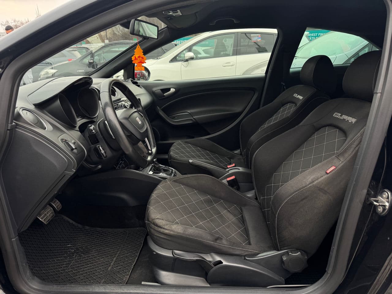 Seat Ibiza Cupra 2012 — Миниатюра 5