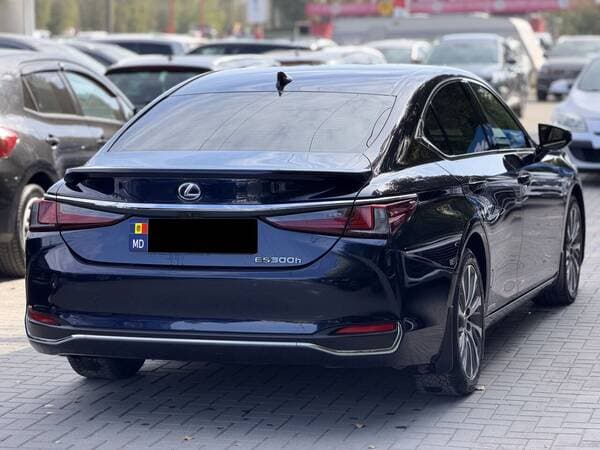 Lexus ES 300h 2021 — Миниатюра 4