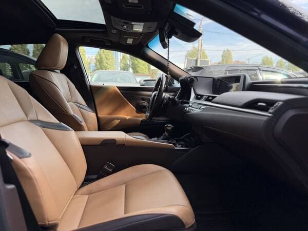 Lexus ES 300h 2021 — Миниатюра 8
