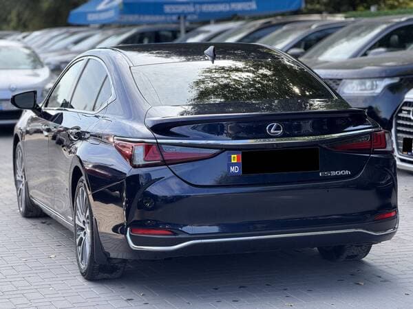 Lexus ES 300h 2021 — Миниатюра 3
